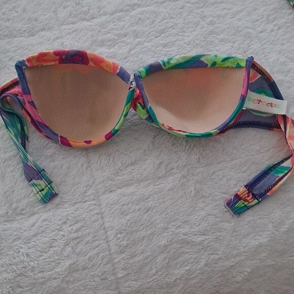 Quicksilver Bikini Top Bundle Of 6 Size Medium 32B Various Brands Vintage Summer - Picture 8 of 12